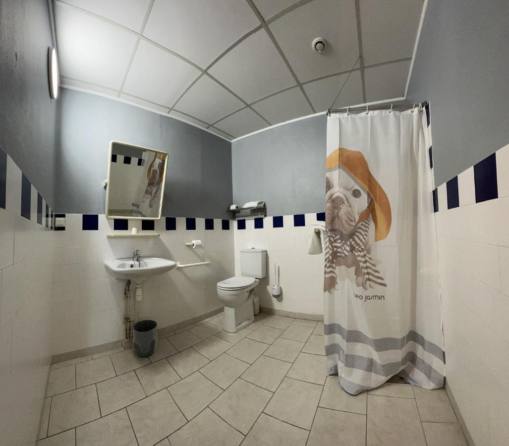 Le Petit Logis Otel Beaumont-en-Véron Dış mekan fotoğraf