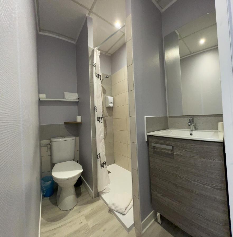 Le Petit Logis Otel Beaumont-en-Véron Dış mekan fotoğraf