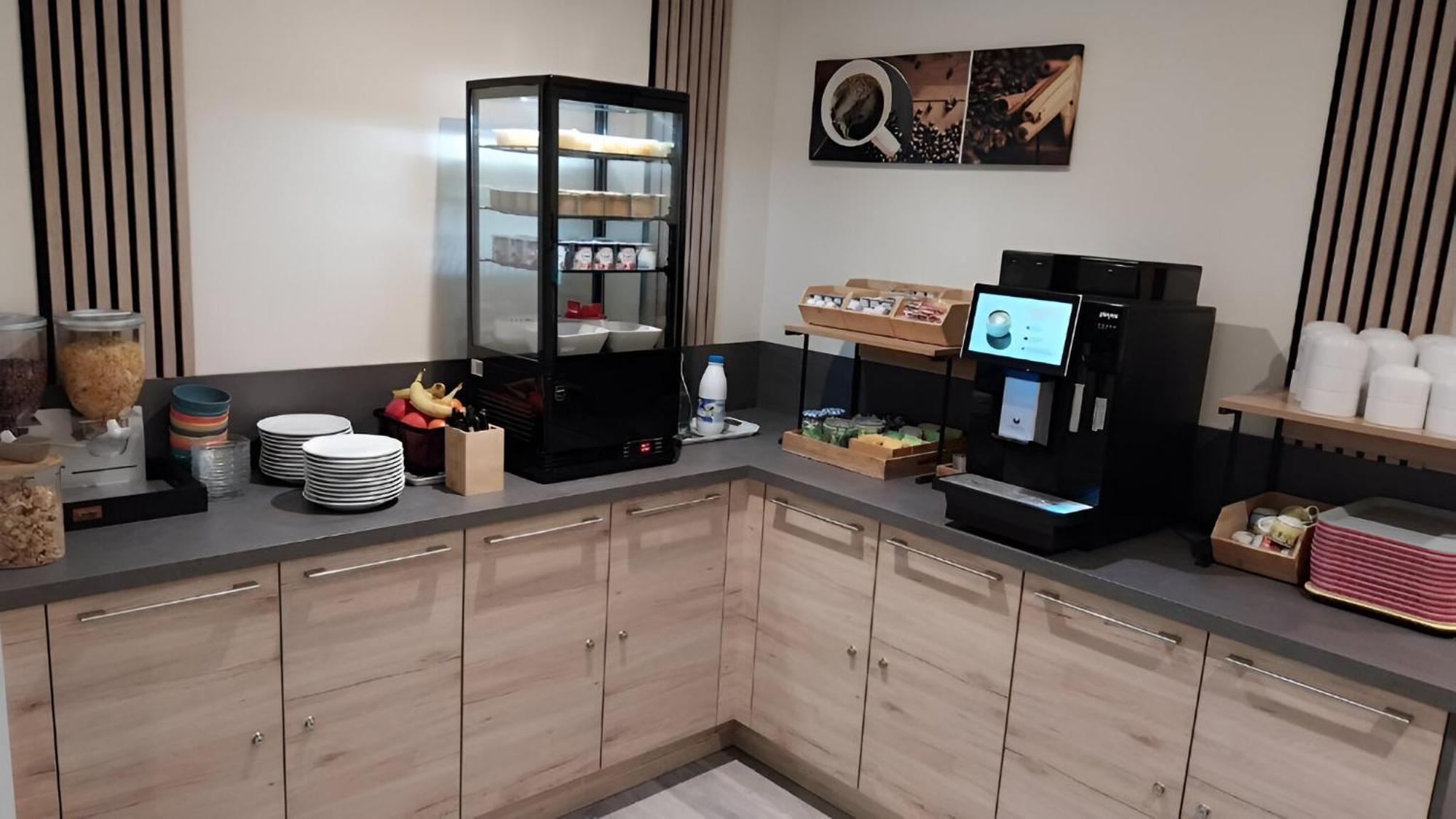Le Petit Logis Otel Beaumont-en-Véron Dış mekan fotoğraf